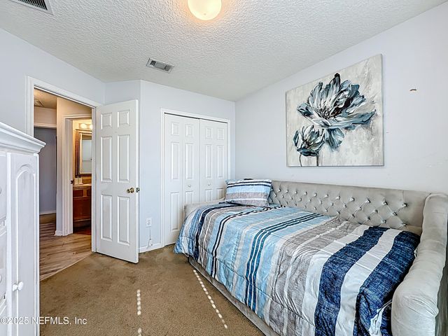 15200 LITTLE FILLY Court, Jacksonville, FL 32234