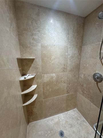 3920 Woodside Dr 2, Coral Springs, FL 33065