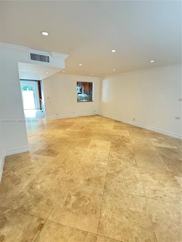 3920 Woodside Dr 2, Coral Springs, FL 33065