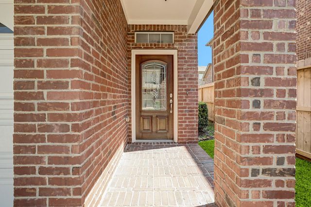 8908 Minola Oaks Drive, Houston, TX 77064