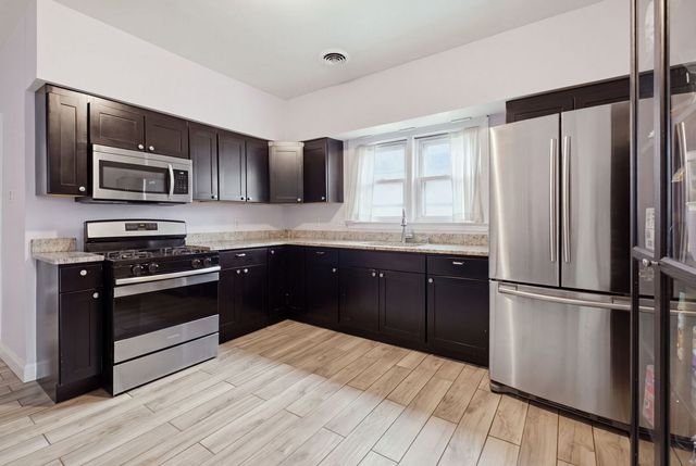 4934 S Kedvale Avenue, Chicago, IL 60632