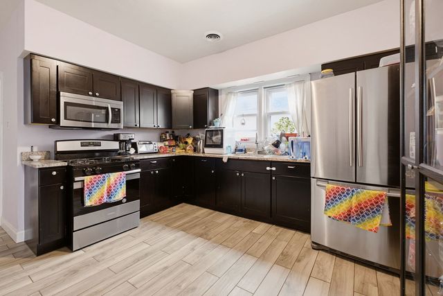 4934 S Kedvale Avenue, Chicago, IL 60632