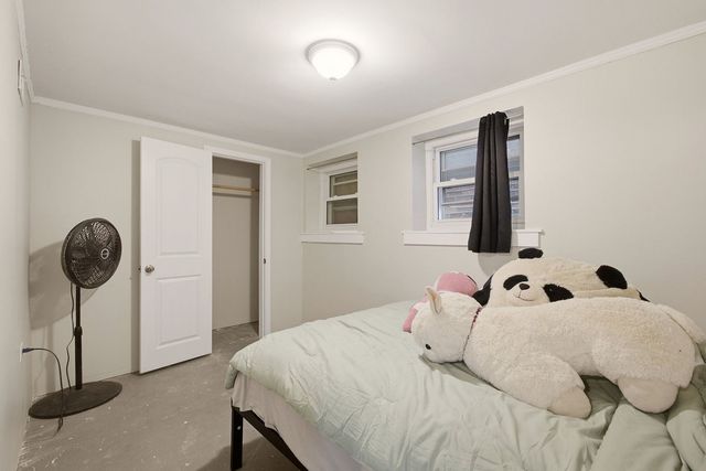 4934 S Kedvale Avenue, Chicago, IL 60632