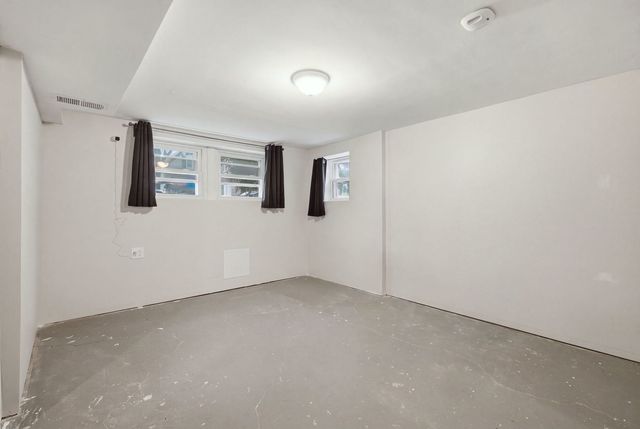 4934 S Kedvale Avenue, Chicago, IL 60632