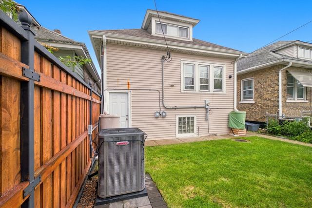 4934 S Kedvale Avenue, Chicago, IL 60632