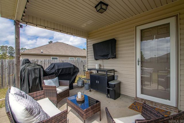 6445 Amalie Drive, Alexander, AR 72002