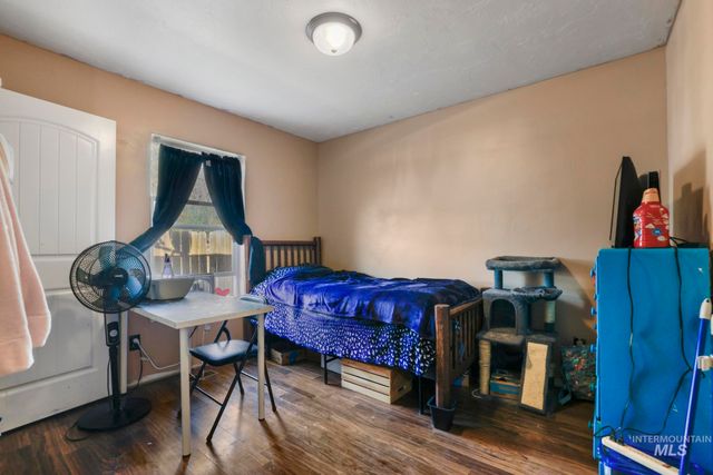 228 E Ave D, Jerome, ID 83338