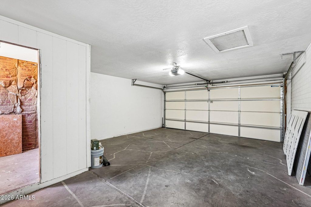 Image 19 of property listing at 7109 W IRONWOOD Drive, Peoria, AZ 85345