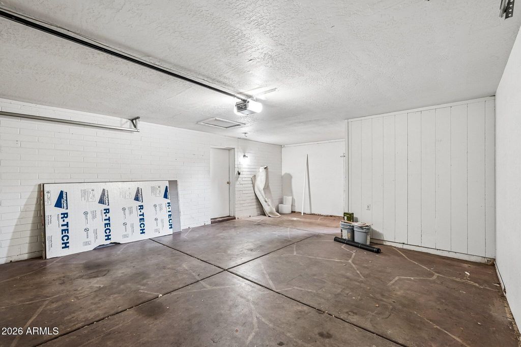 Image 20 of property listing at 7109 W IRONWOOD Drive, Peoria, AZ 85345