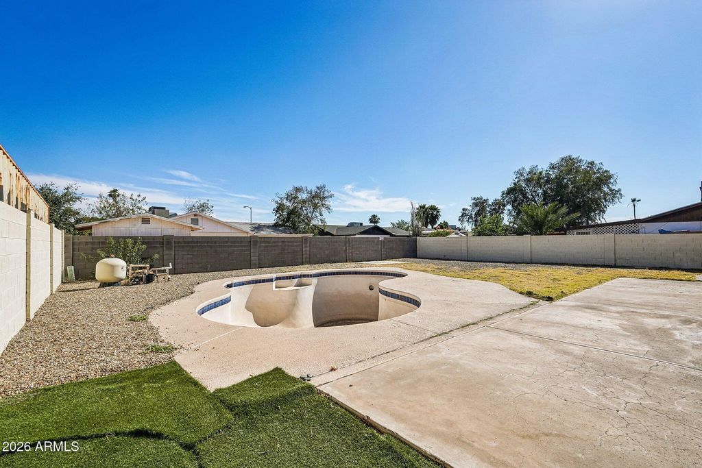 Image 26 of property listing at 7109 W IRONWOOD Drive, Peoria, AZ 85345