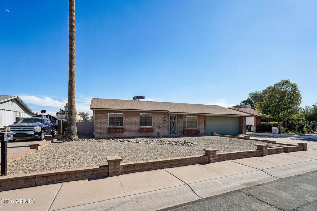 Image 28 of property listing at 7109 W IRONWOOD Drive, Peoria, AZ 85345