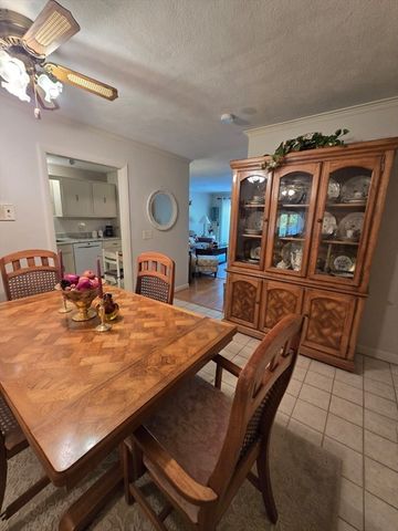 276 Albion Street 22, Wakefield, MA 01880