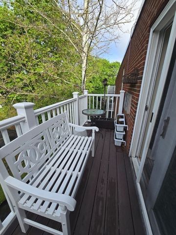276 Albion Street 22, Wakefield, MA 01880