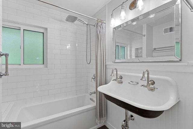 11986 BARREL COOPER CT, Reston, VA 20191