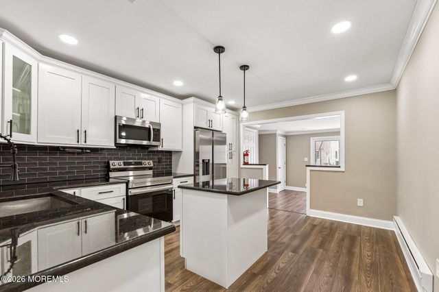139 Wein Market C, Freehold, NJ 07728