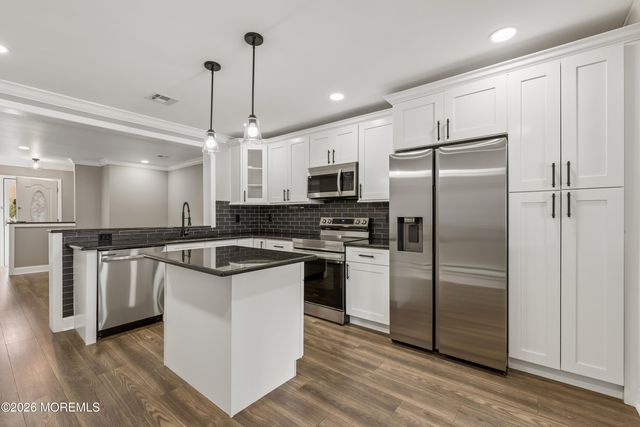 139 Wein Market C, Freehold, NJ 07728