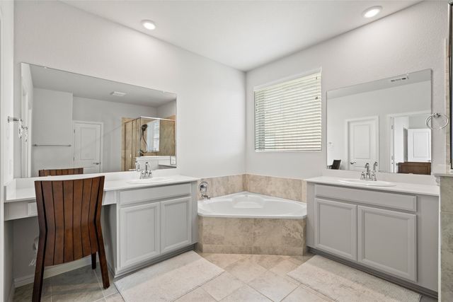 3016 Prairie Trail Avenue, Aubrey, TX 76227