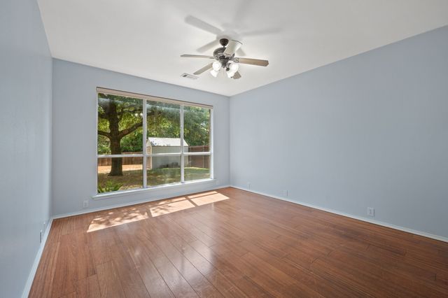 7004 Crenshaw Lane, Denton, TX 76210