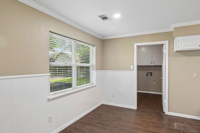 1707 Park Ridge Terrace, Arlington, TX 76012