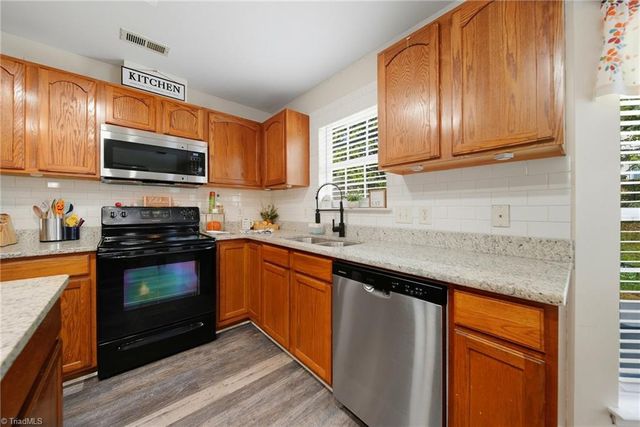 2231 Ballingarry Drive, Statesville, NC 28625