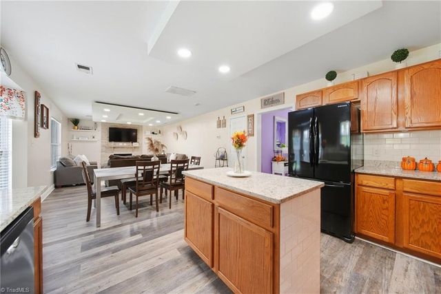 2231 Ballingarry Drive, Statesville, NC 28625