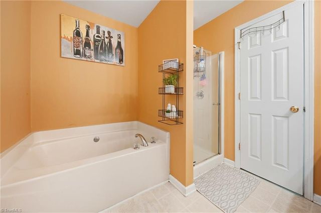 2231 Ballingarry Drive, Statesville, NC 28625