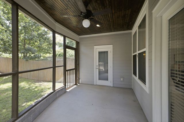 557A Hamilton Ave, Nashville, TN 37203