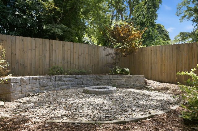 557A Hamilton Ave, Nashville, TN 37203