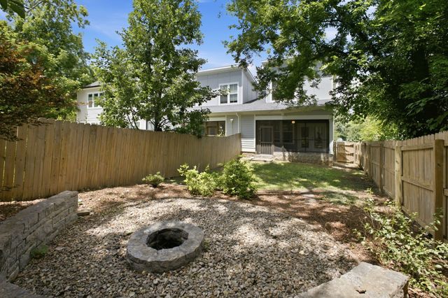 557A Hamilton Ave, Nashville, TN 37203