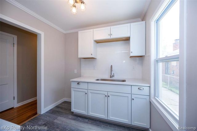 423 Campbell Street, River Rouge, MI 48218