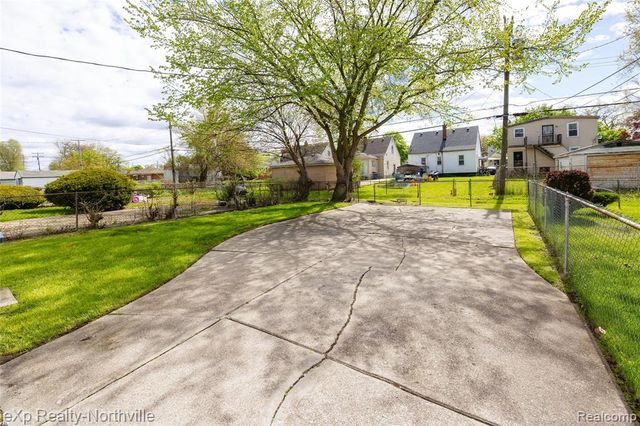 423 Campbell Street, River Rouge, MI 48218