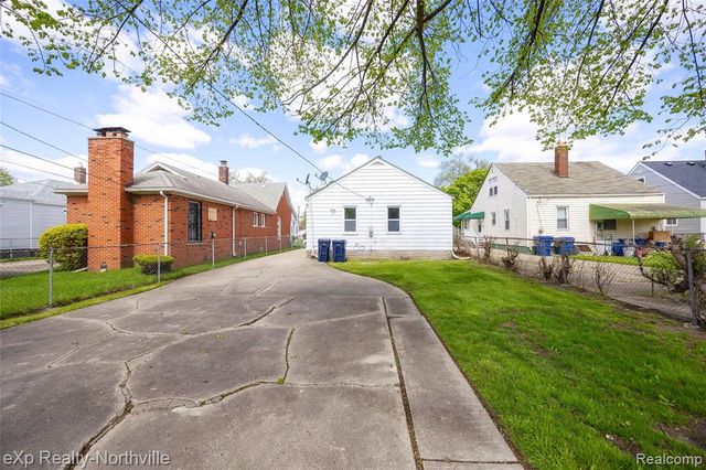 423 Campbell Street, River Rouge, MI 48218