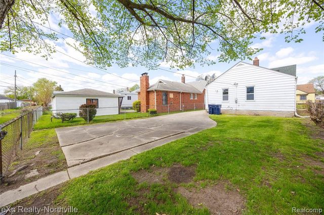 423 Campbell Street, River Rouge, MI 48218