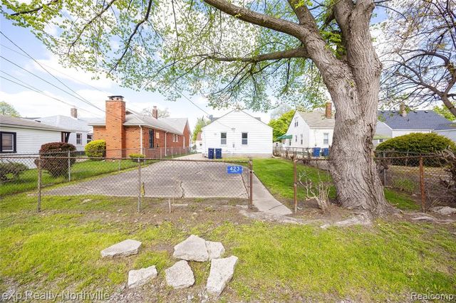 423 Campbell Street, River Rouge, MI 48218