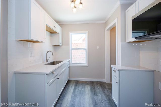 423 Campbell Street, River Rouge, MI 48218