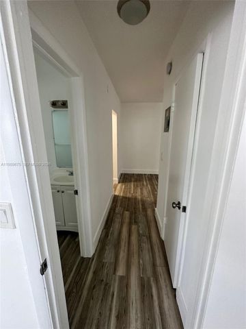 7925 West Dr 15, North Bay Village, FL 33141