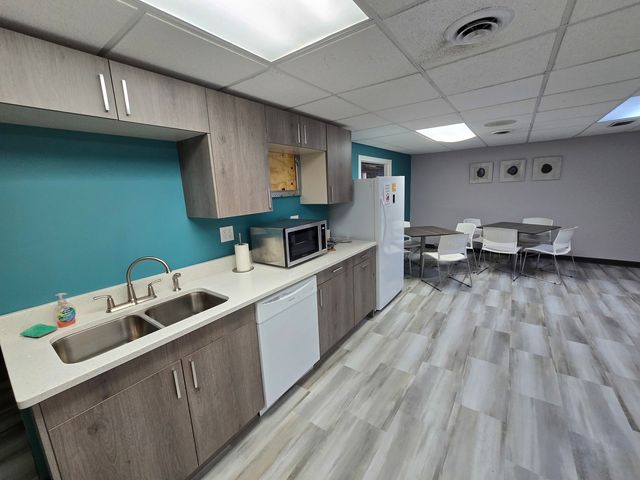 2401 W Jefferson Street 200, Joliet, IL 60435