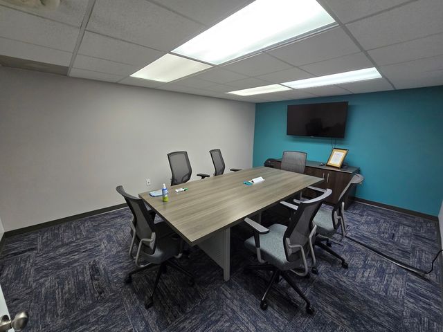 2401 W Jefferson Street 200, Joliet, IL 60435