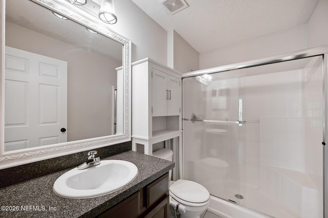 7036 DEER LODGE Circle 106, Jacksonville, FL 32256