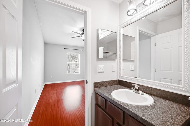 7036 DEER LODGE Circle 106, Jacksonville, FL 32256