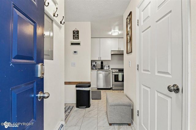 10057 Thimble Berry Drive, Anchorage, AK 99515