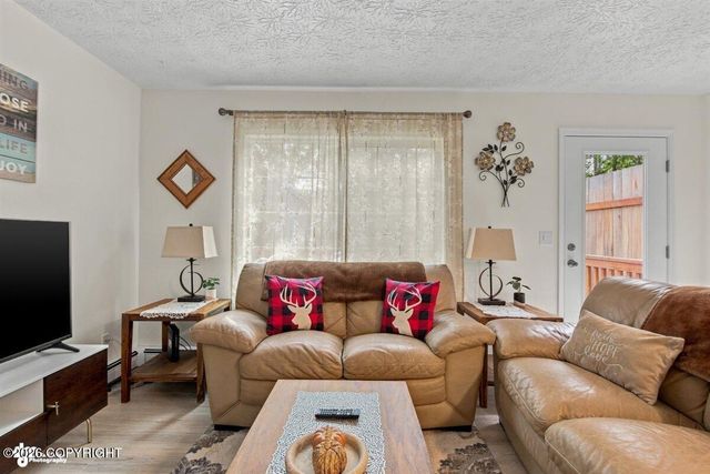 10057 Thimble Berry Drive, Anchorage, AK 99515