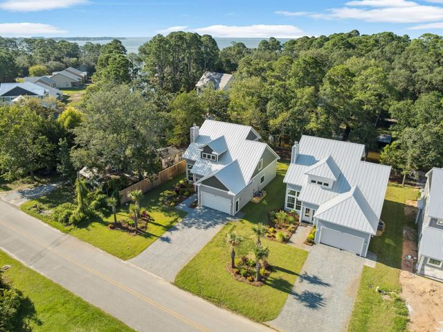 1999 W Hewett Road, Santa Rosa Beach, FL 32459