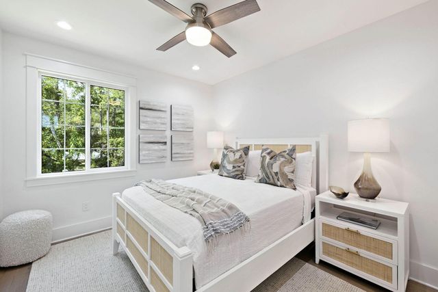 1999 W Hewett Road, Santa Rosa Beach, FL 32459