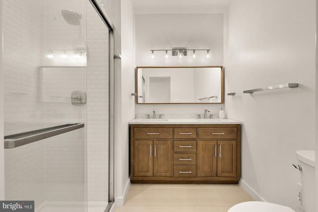 8165 E BEACH DR NW, Washington, DC 20012