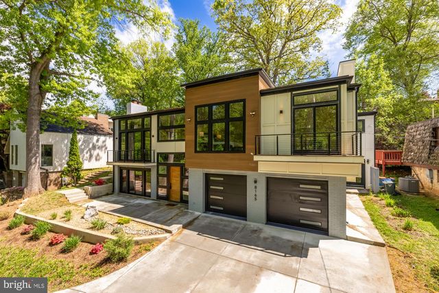 8165 E BEACH DR NW, Washington, DC 20012