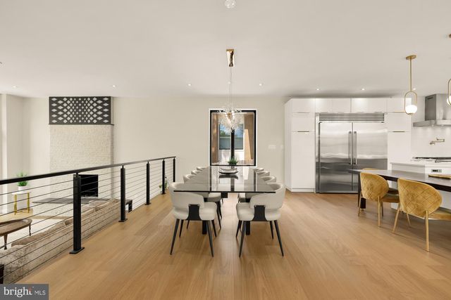 8165 E BEACH DR NW, Washington, DC 20012