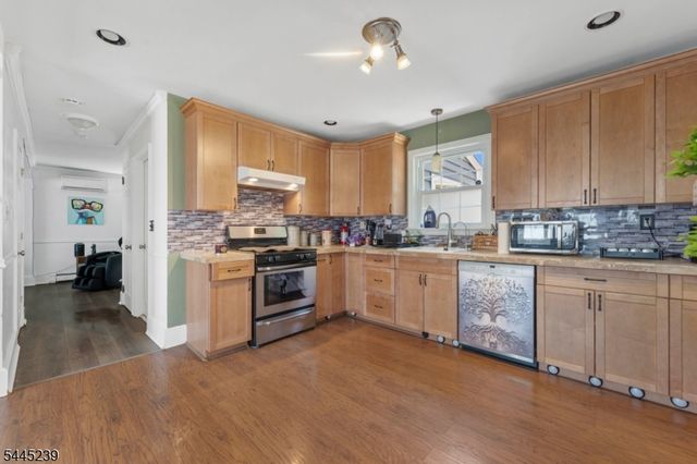 196 Gabriel Ter, Sayreville Boro, NJ 08879
