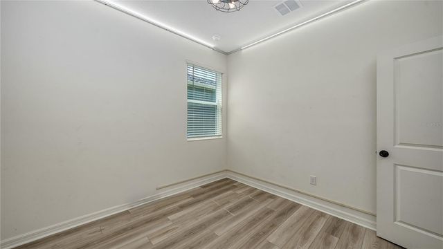 7422 35TH LANE E, Sarasota, FL 34243