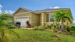 7422 35TH LANE E, Sarasota, FL 34243